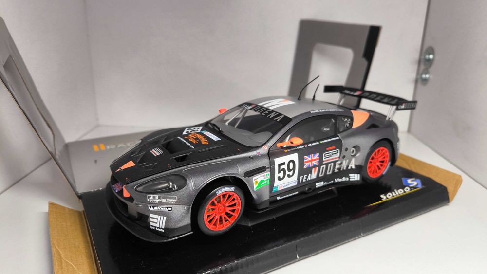 Macheta 1:18 - Aston Martin DBR9 24h Le Mans N°59 2009 – 1/18 Solido