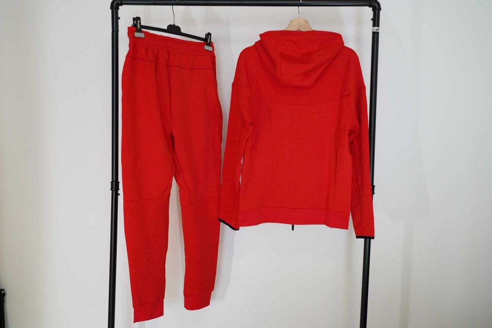 Trening Nike Tech Fleece, Model NOU 2025 -Calitate Premium baieti fete