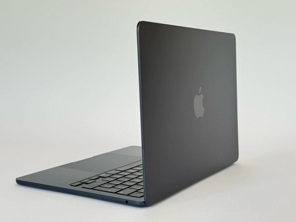 MacBook air M2 2024