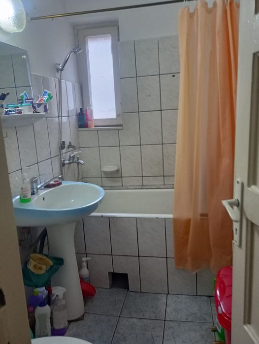 Vând apartament cu 2 camere