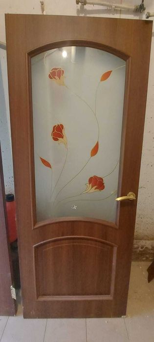 Продам межкомнатные двери