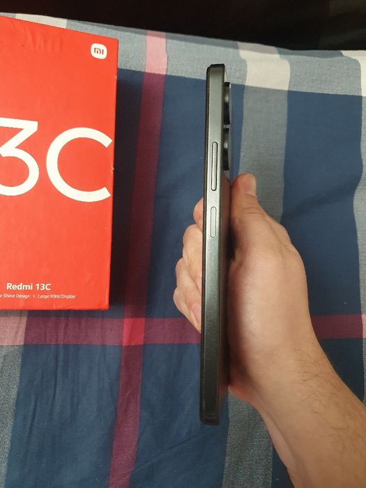 Srochna Prodam  Sotiladi Xiaomi Redmi 13C 8/128Gb 4G Black  Original