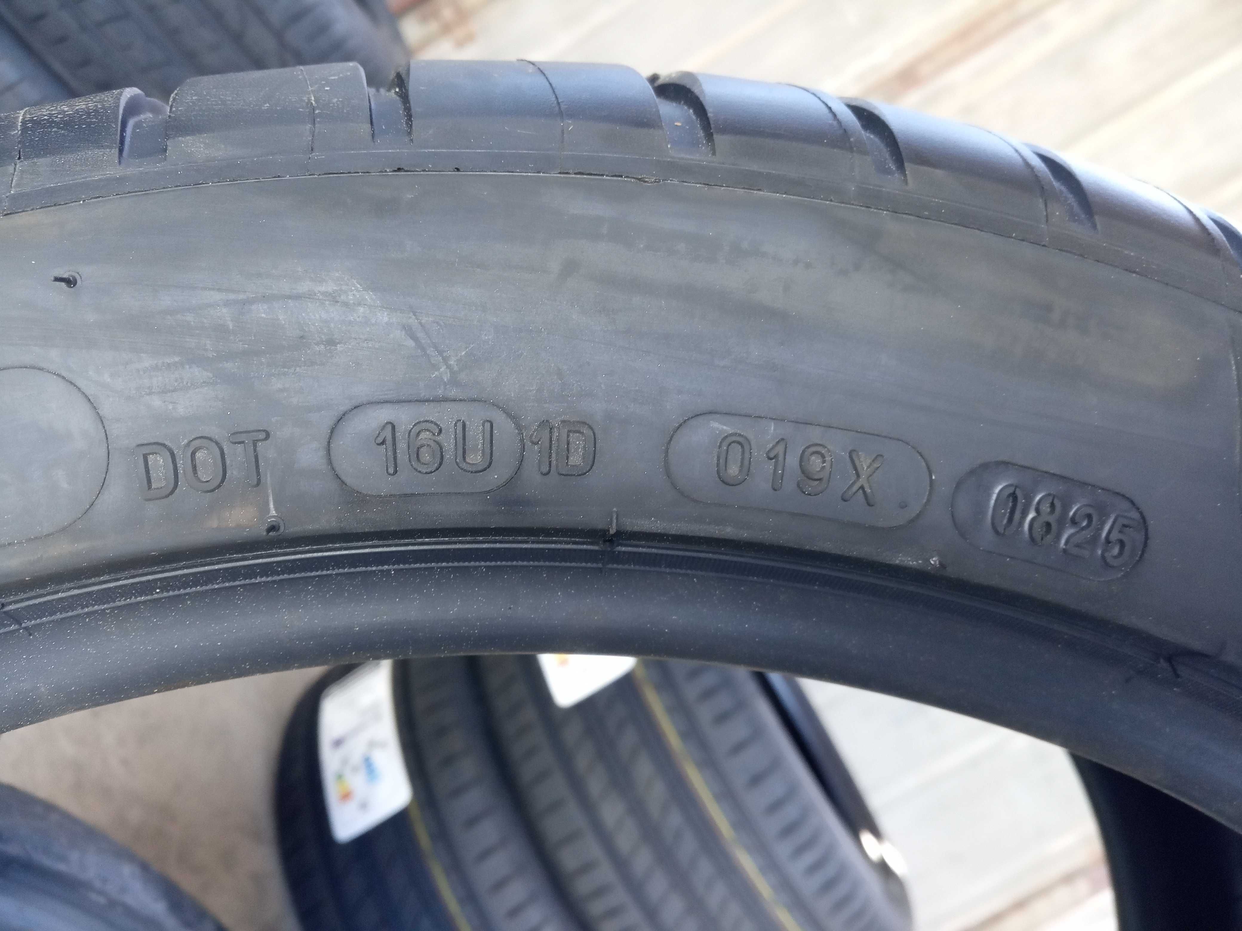 2 Нови летни гуми 275/35ZR19 Michelin Pilot Sport 4 S * XL 100Y France