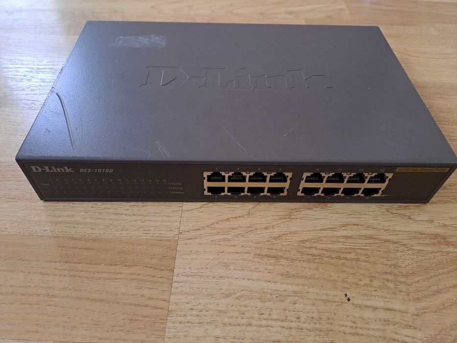 Суич D-Link DES-10160