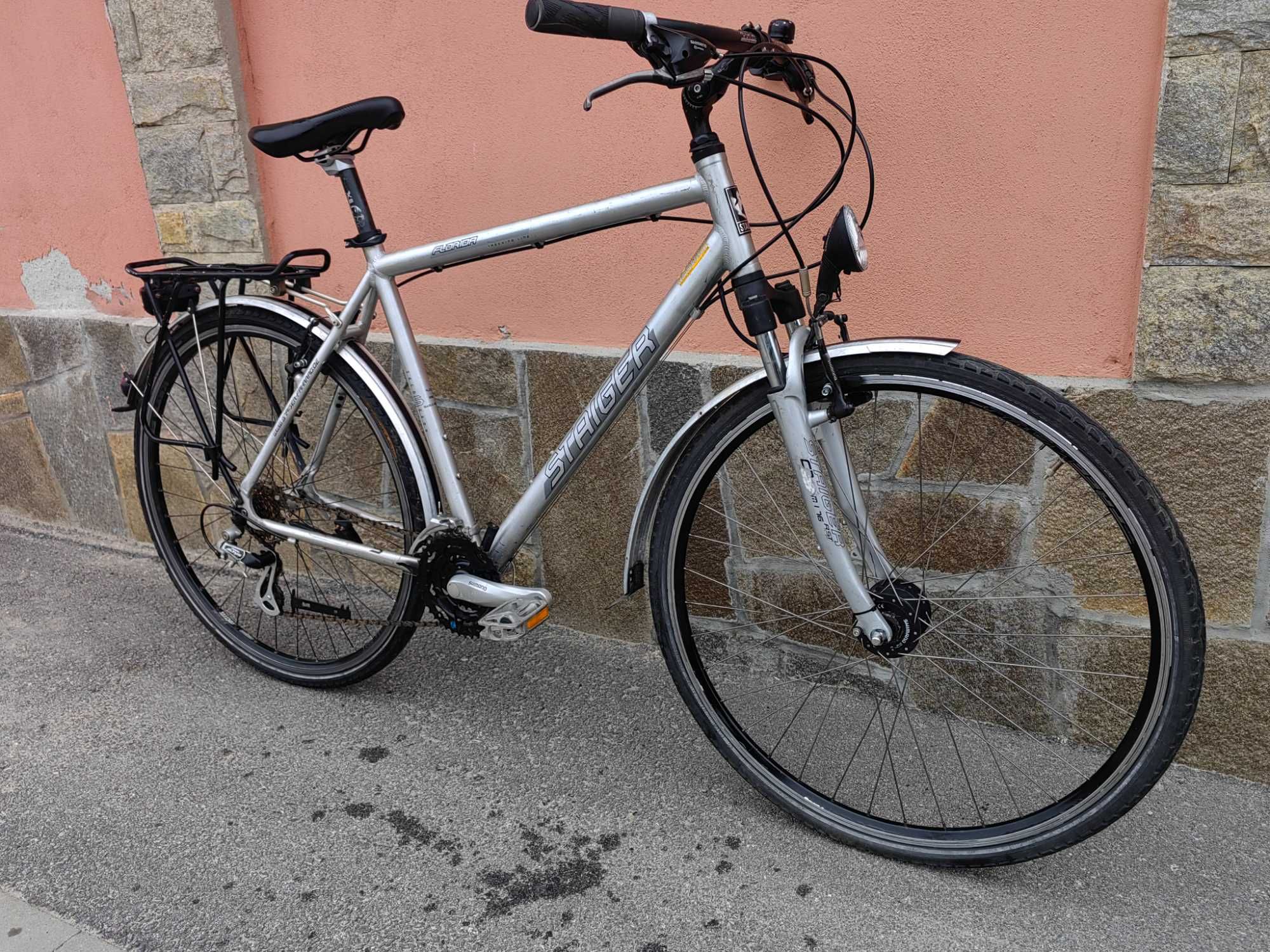 28" Staiger, L размер, градски алуминиев трекинг велосипед