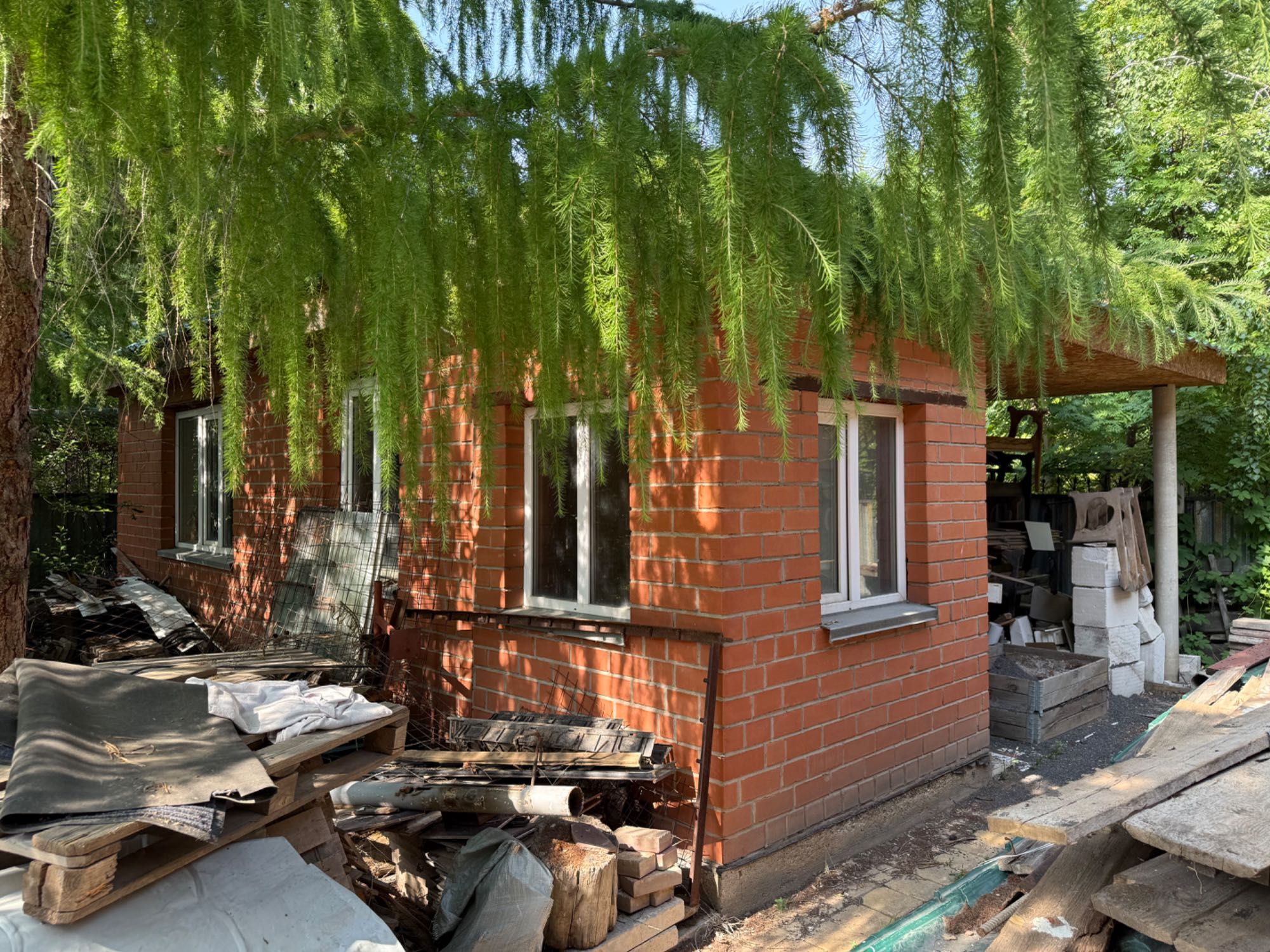 Продам дом под разбор
