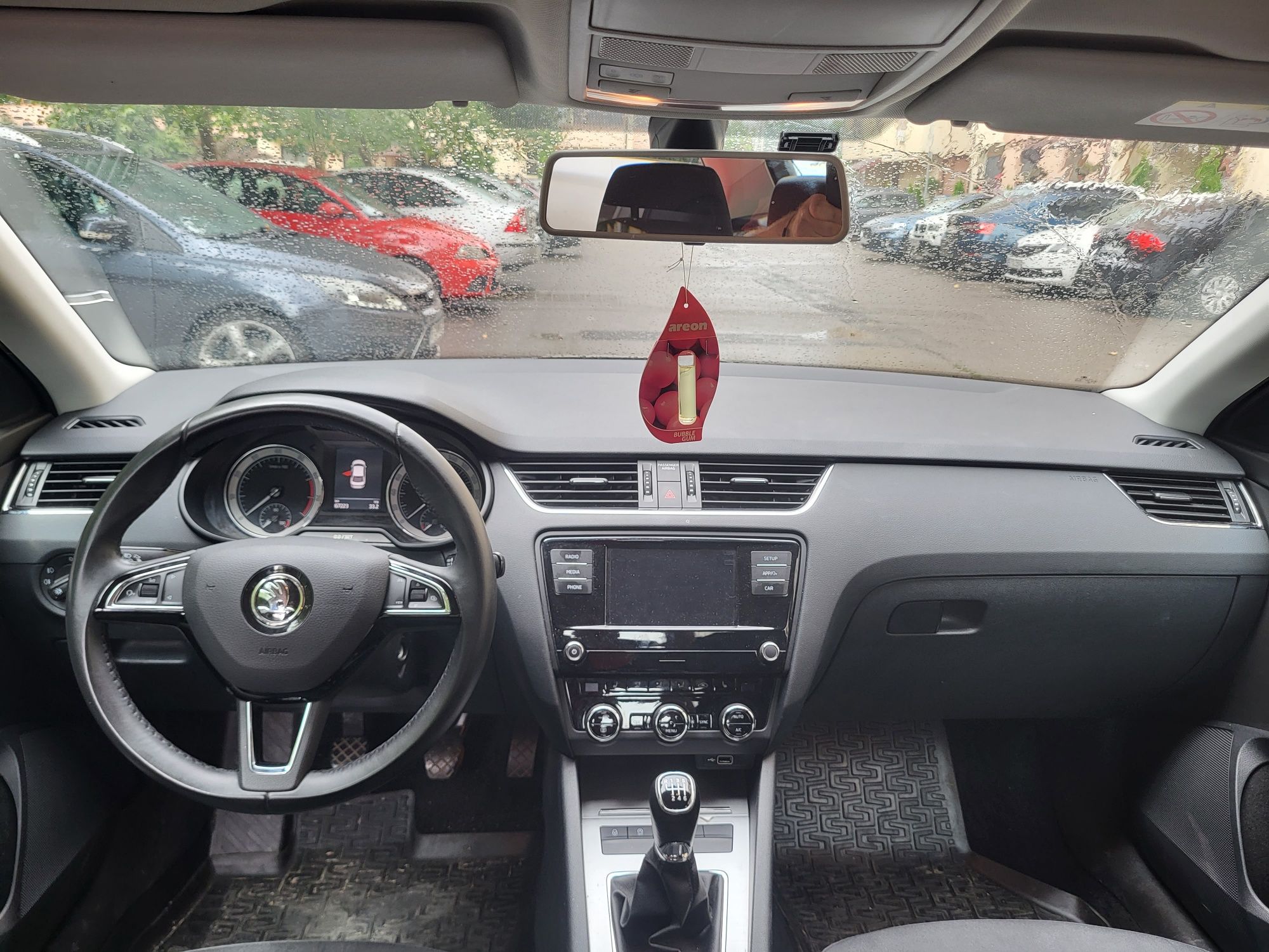 Proprietar vand skoda octavia