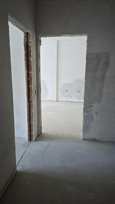 Просторен тристаен апартамент в Гоце Делчев с АКТ 16!