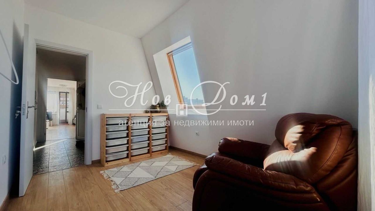 Продава се Тристаен апартамент в Варна, Базар Левски - 78 кв.м за 2039 €/кв.м - Снимка #3