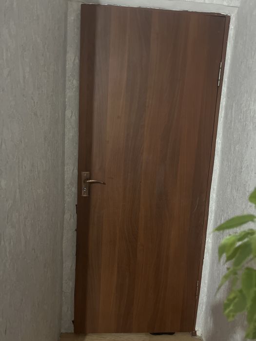 Қолданылған есіктер