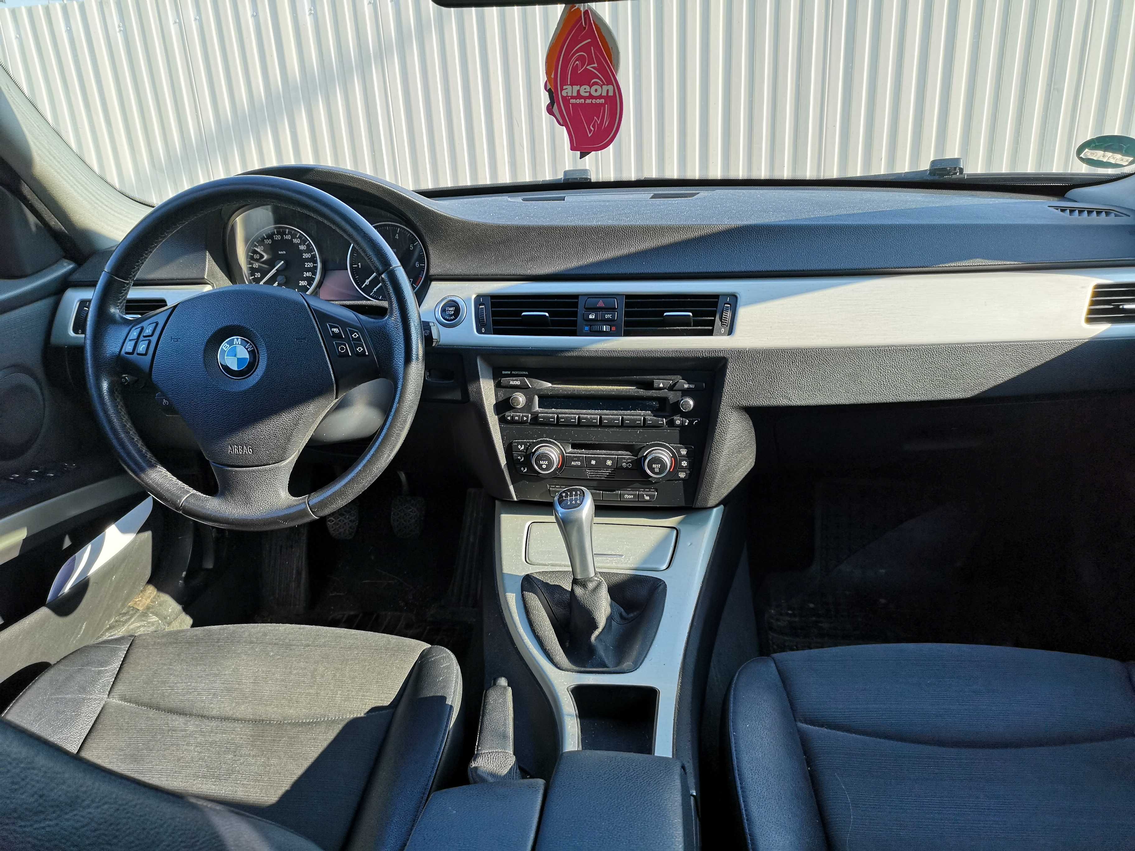 BMW Seria 3 2.0 benzina, 143 CP, 2008