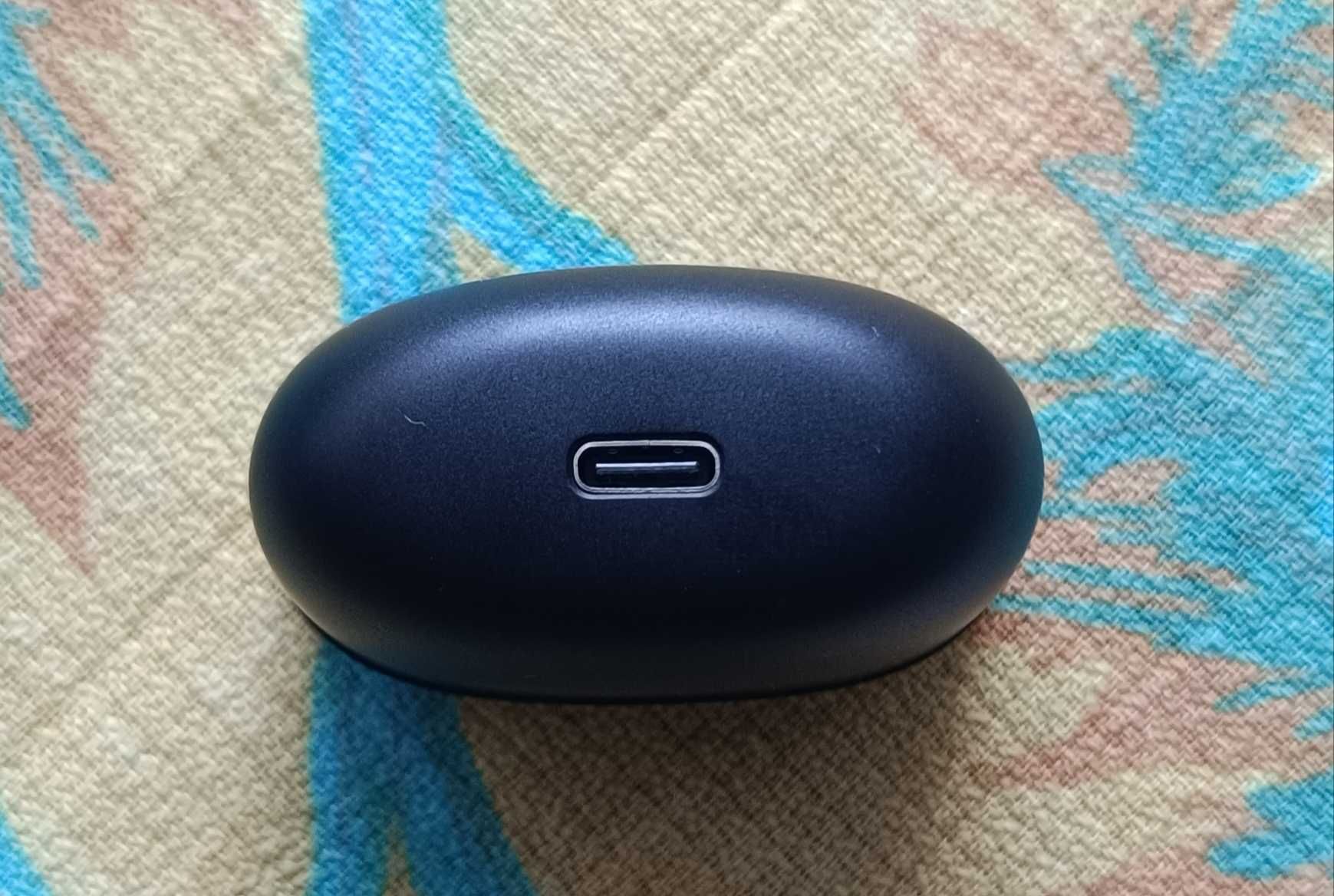 Безжични Bluetooth слушалки PHILIPS True Wireless Black. Нови.