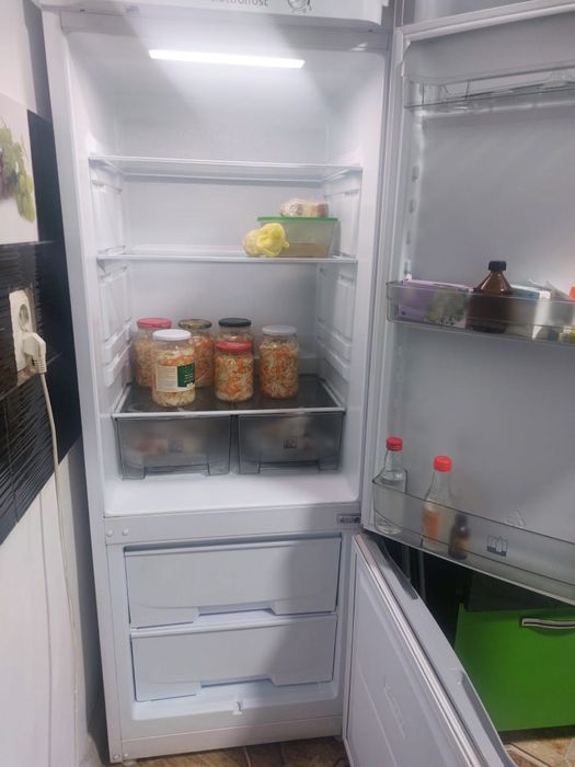 Холодильник в отличном состоянии