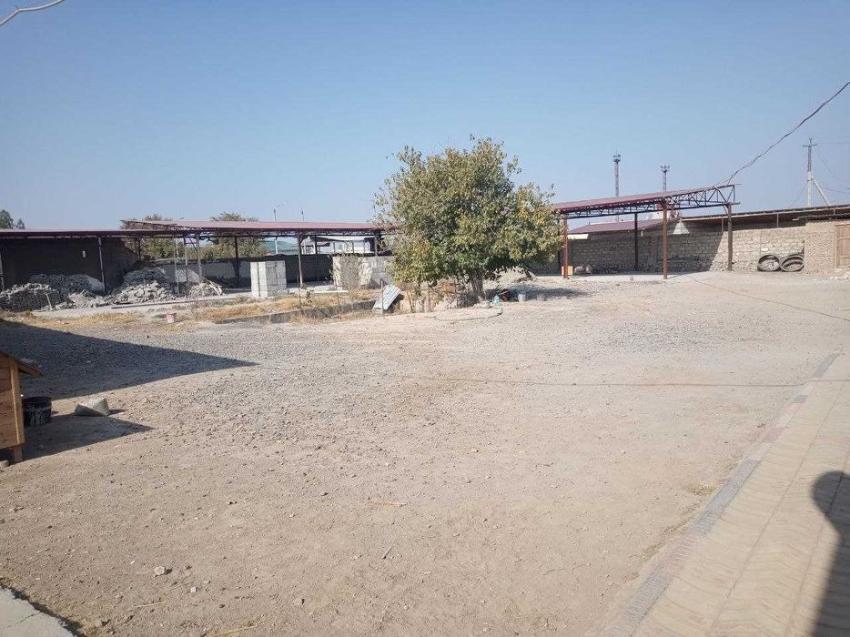 Ombor, avtoturargoh va ishlab chiqarish uchun joy ijaraga beriladi