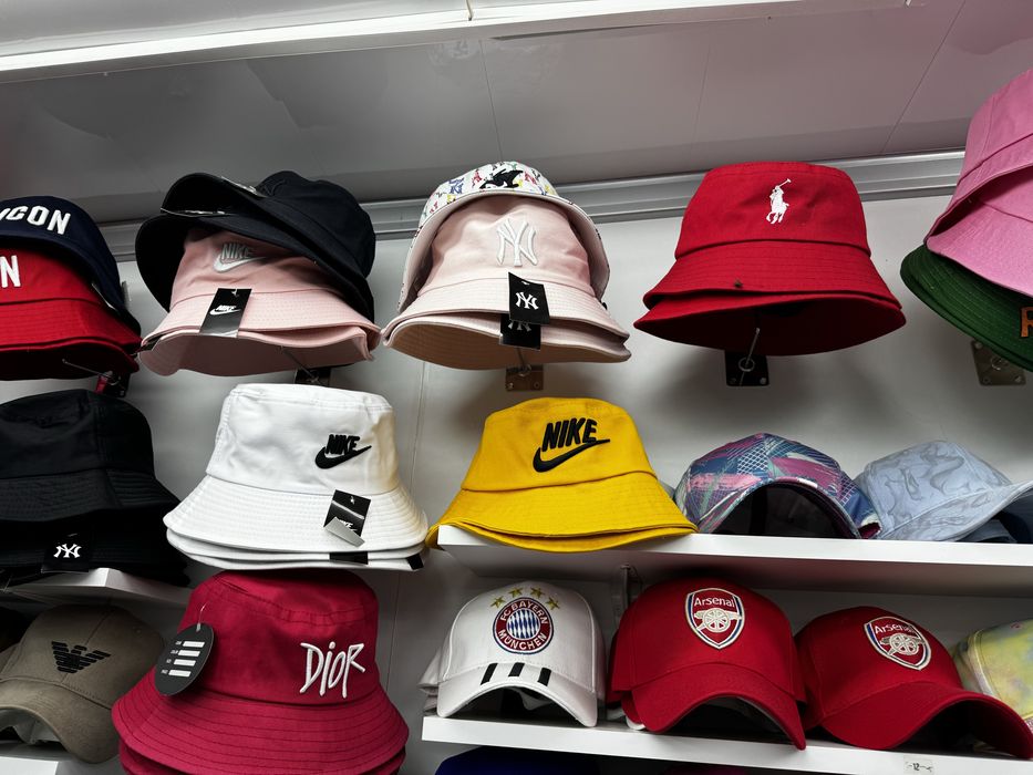 Шапки Adidas,Nike,Armani,Under Armour,Jordan,DSQ2,LA,Tommy,CK
