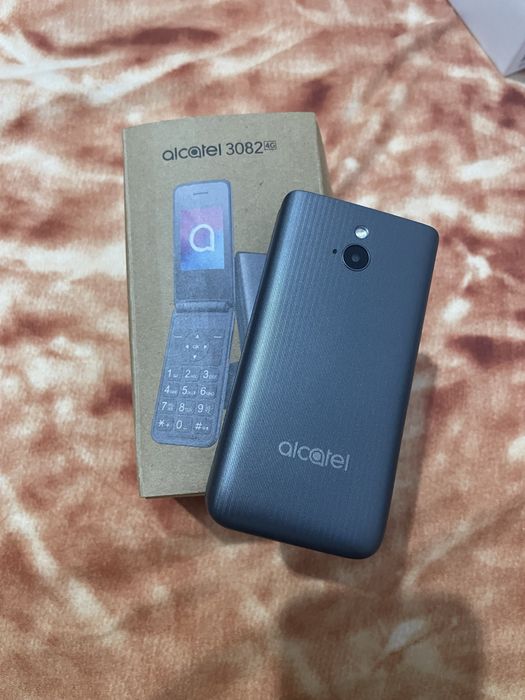 Vand telefon pe clapa