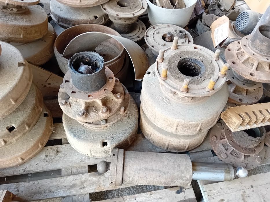 Butuci remorcă agricola