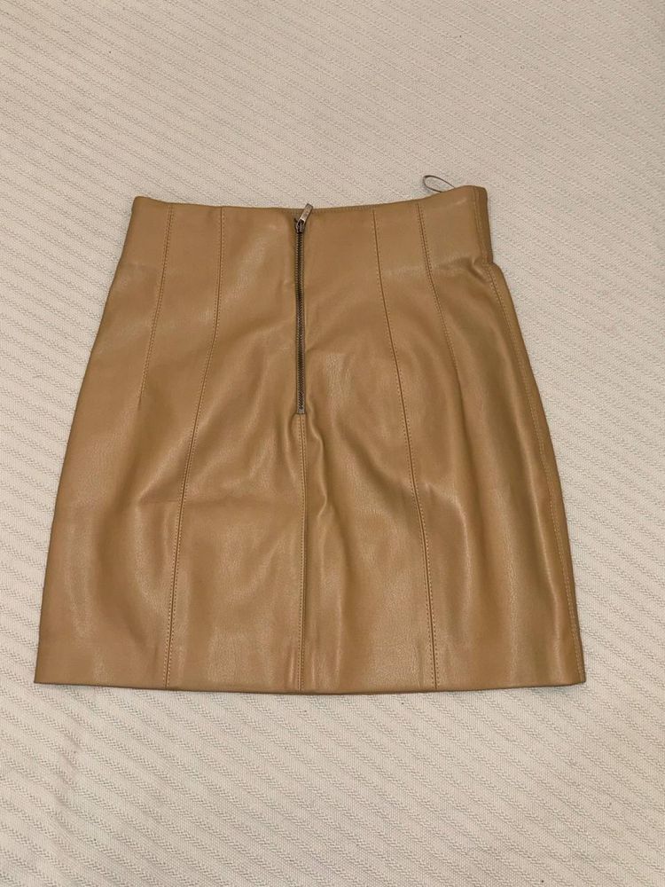 Бежевая юбка Zara