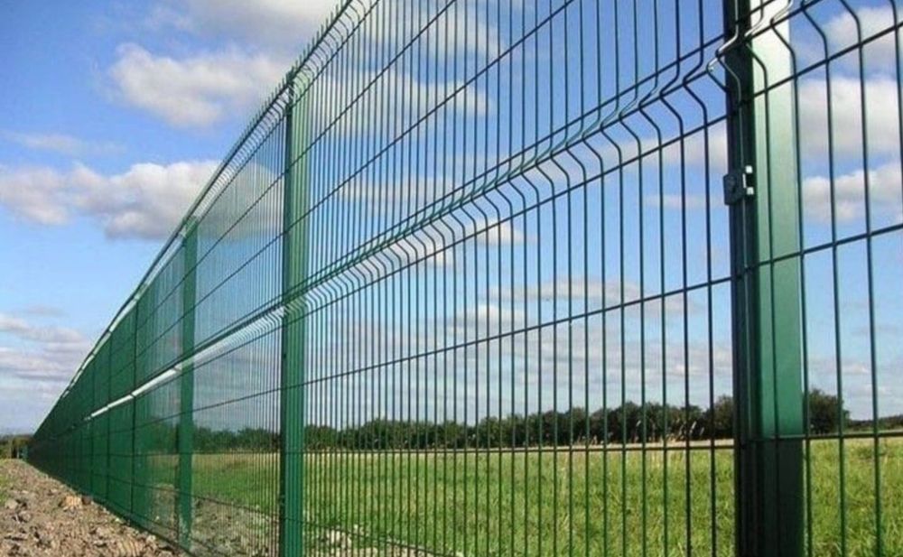 Executam garduri din plasa borduroasa și sipca metalica jaluzele verti