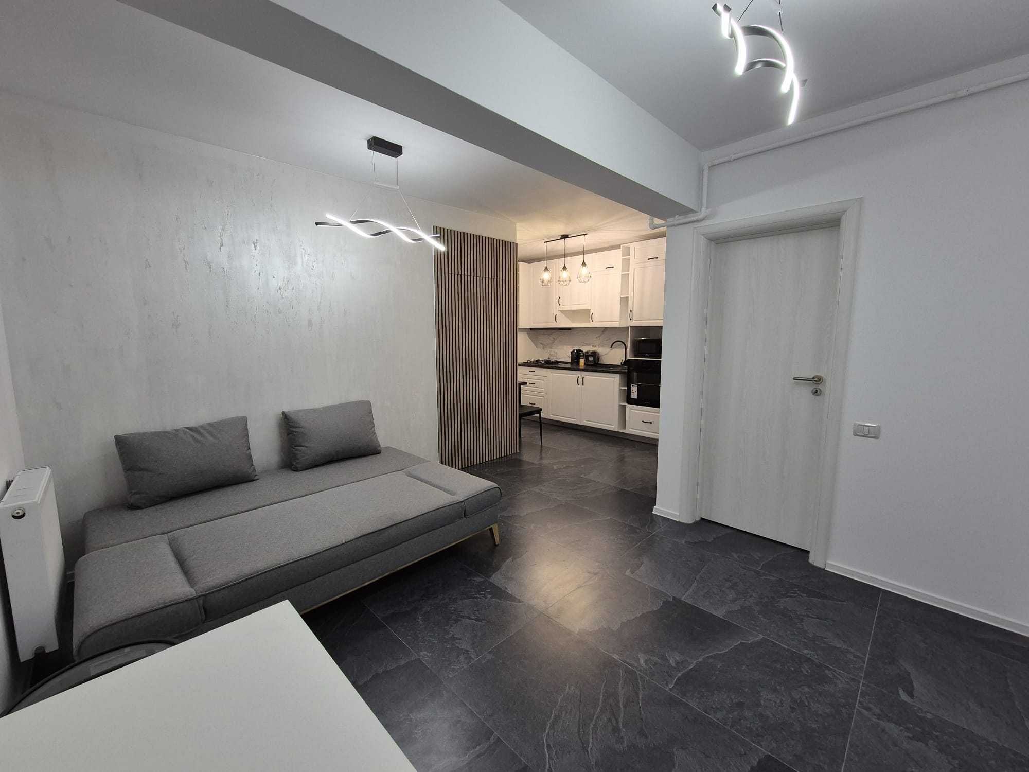 Apartament cu 2 camere nou, tip studio, zona Coresi