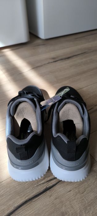 Мъжки спортни обувки skechers air-cooled, номер 46