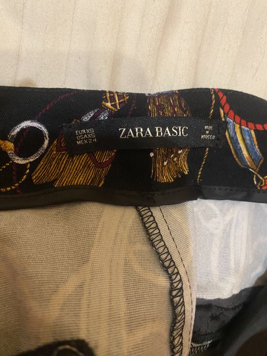 Уникални черни къси панталонки Zara xs