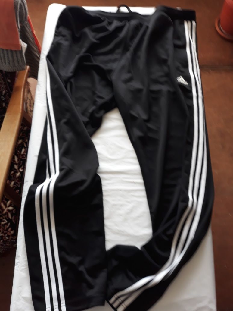 Trening Adidas 3 Stripes nr xxl originali  nr