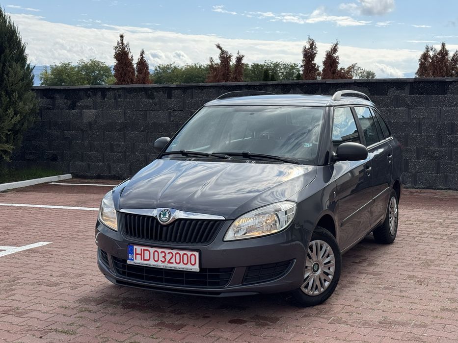 Vând Skoda Fabia Motor 1.4 Benzină MPI Euro 5 An 2012 Import Germania