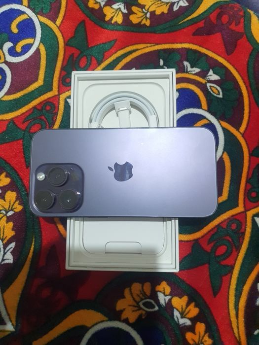 IPhone 14 pro deep purple
