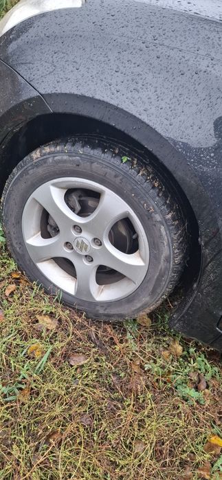 Vând Suzuki an 2006 1.3 benzina