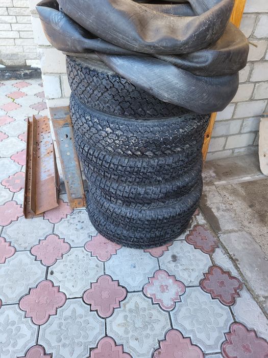Продам резина на газель