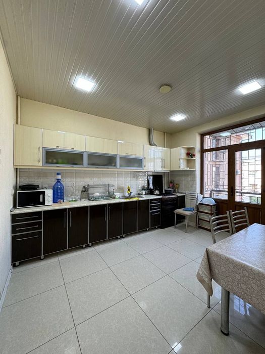 Новостройка Беруний 4/4/6.  120м²