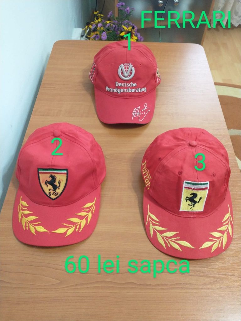 4. Șapcă FERRARI/ cărți fotbal/ altele