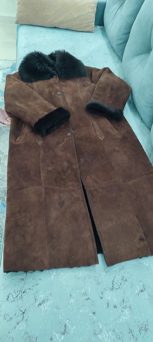 Продаем женскую дублёнку в отличном состоянии
