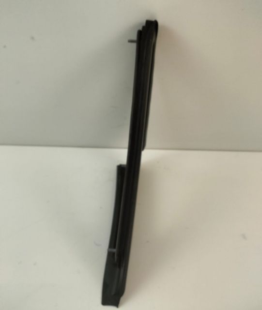 Geam fix dreapta fata 1T0845412 Volkswagen VW Touran prima generatie