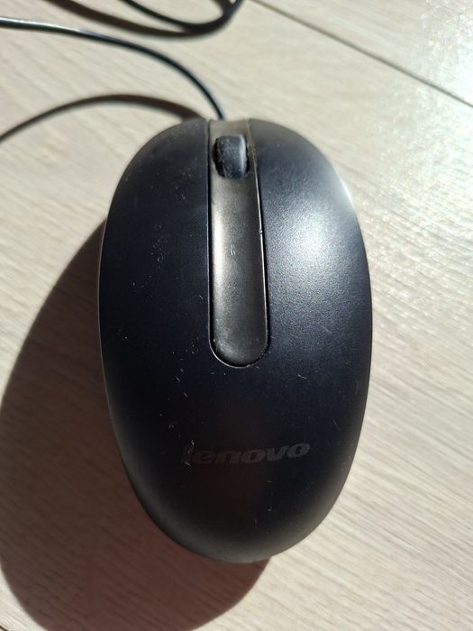 Vând mouse optic Lenovo M3803