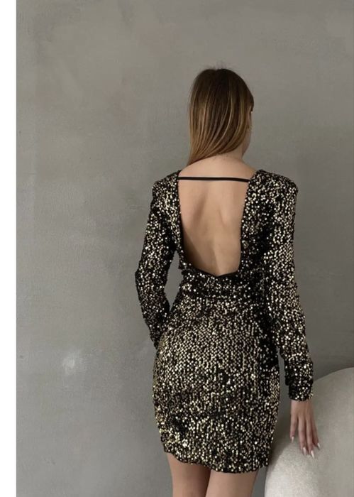 Vand rochii de ocazii