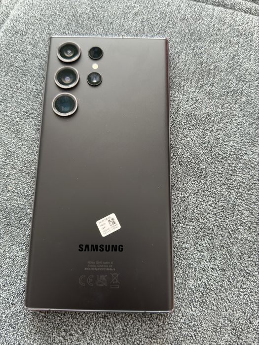 Vand Samsung S23 Ultra/256GB