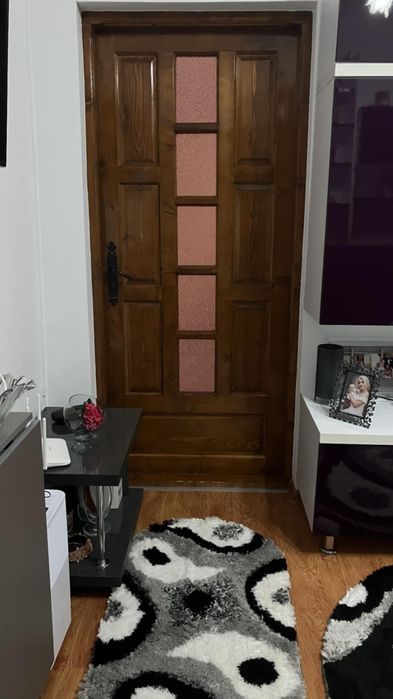 Vând apartament zona aeroport