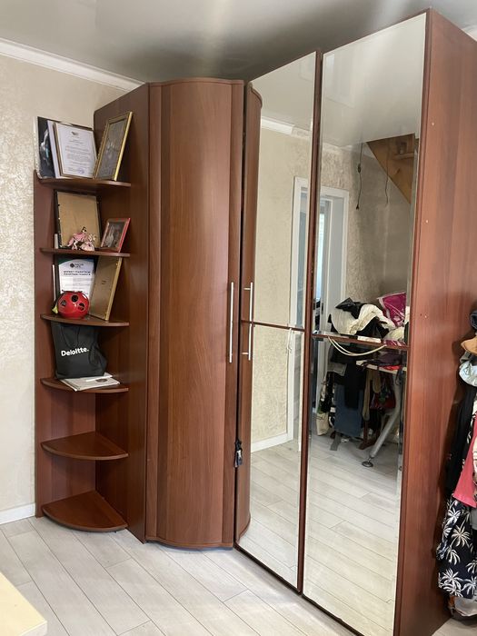 Кровать + угловой шкаф (срочно, недорого)