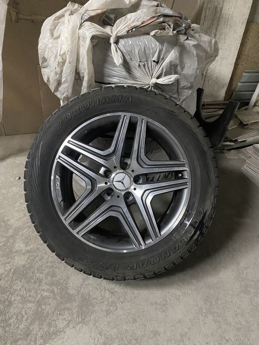 Продам диски AMG в оригинале с шинами от Гелика