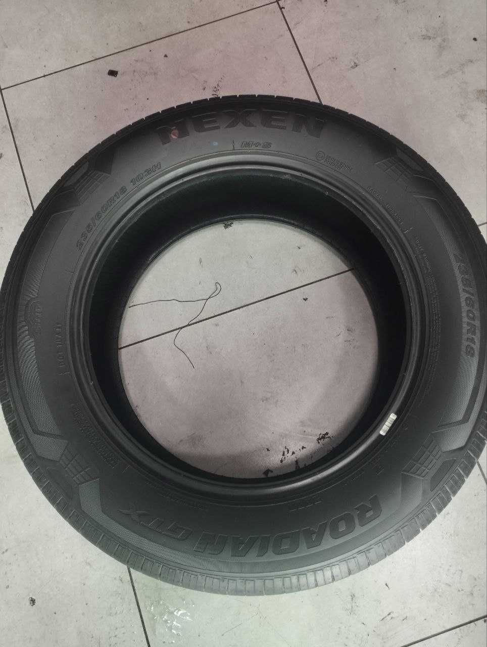 BU/U Shina Balon Nexen Roadian GTX 235/60R18 103H Komplekt
