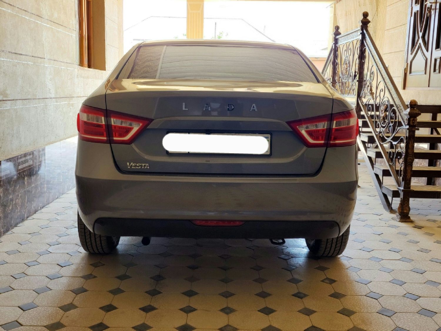 Lada Vesta 1.6 srochno