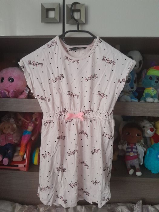 Rochite de fetite și incaltaminte