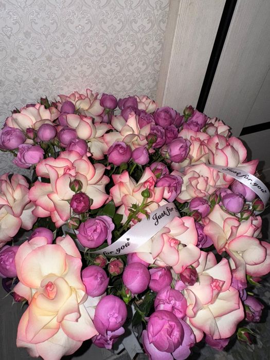 Цветы хорошая с корзинкой если вам надо сам привезу вам дамой