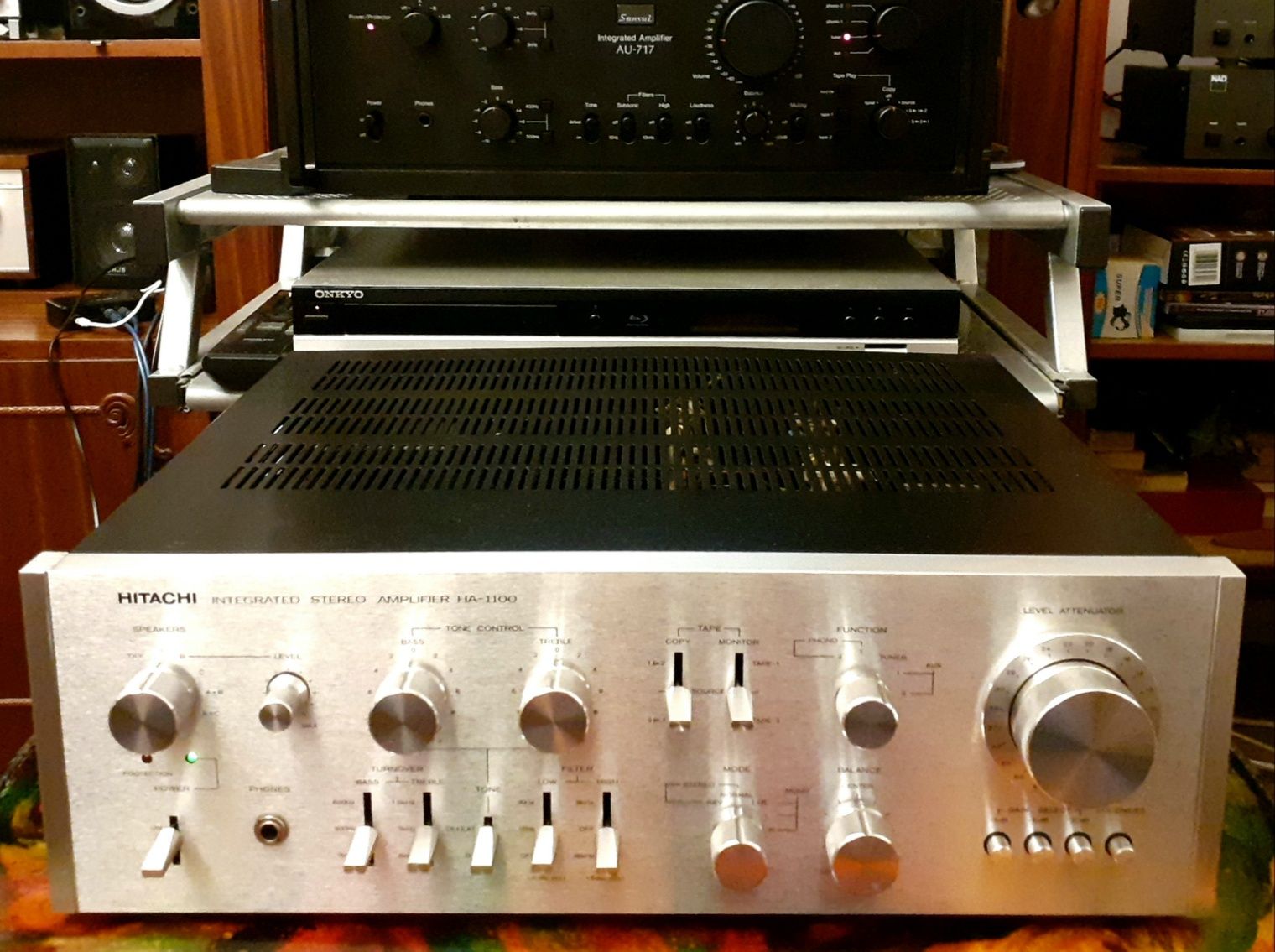 Amplificator Hitachi HA-1100 cap de serie vintage rar made in Japan