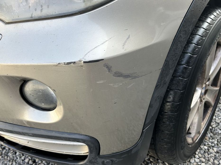 Bara fata BMW X5 E70 2007 - 2010 GRI (1333) model cu spalatoare far