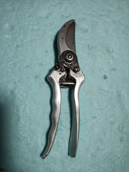 Felco 2 професионални лозарски ножици