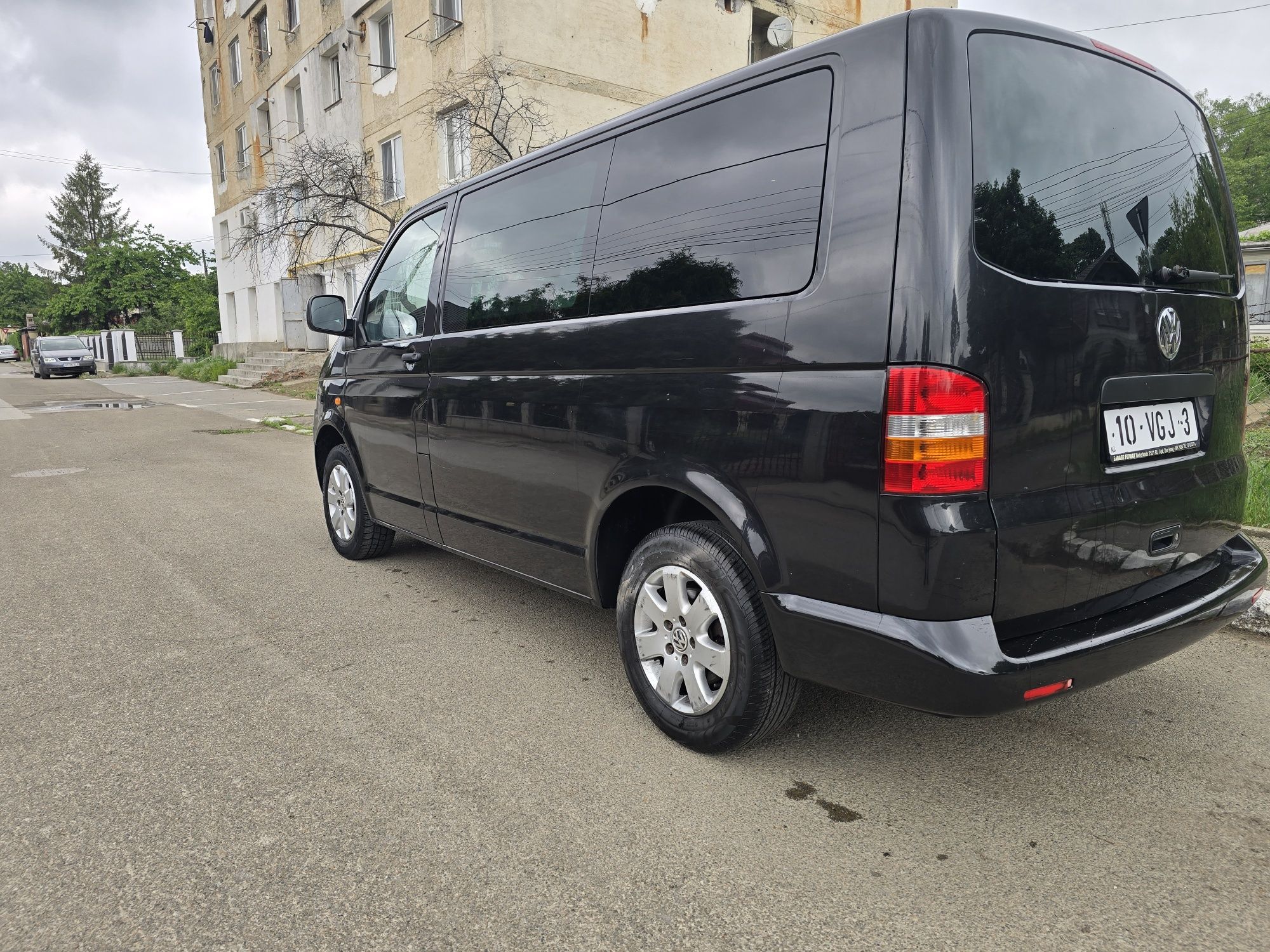 Vw Transporter T5 2.5 TDI An 2007 * 6 Locuri Dublu Cabina * Manuala