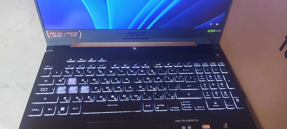 Гейминг лаптоп ASUS 2-годишна гаранция